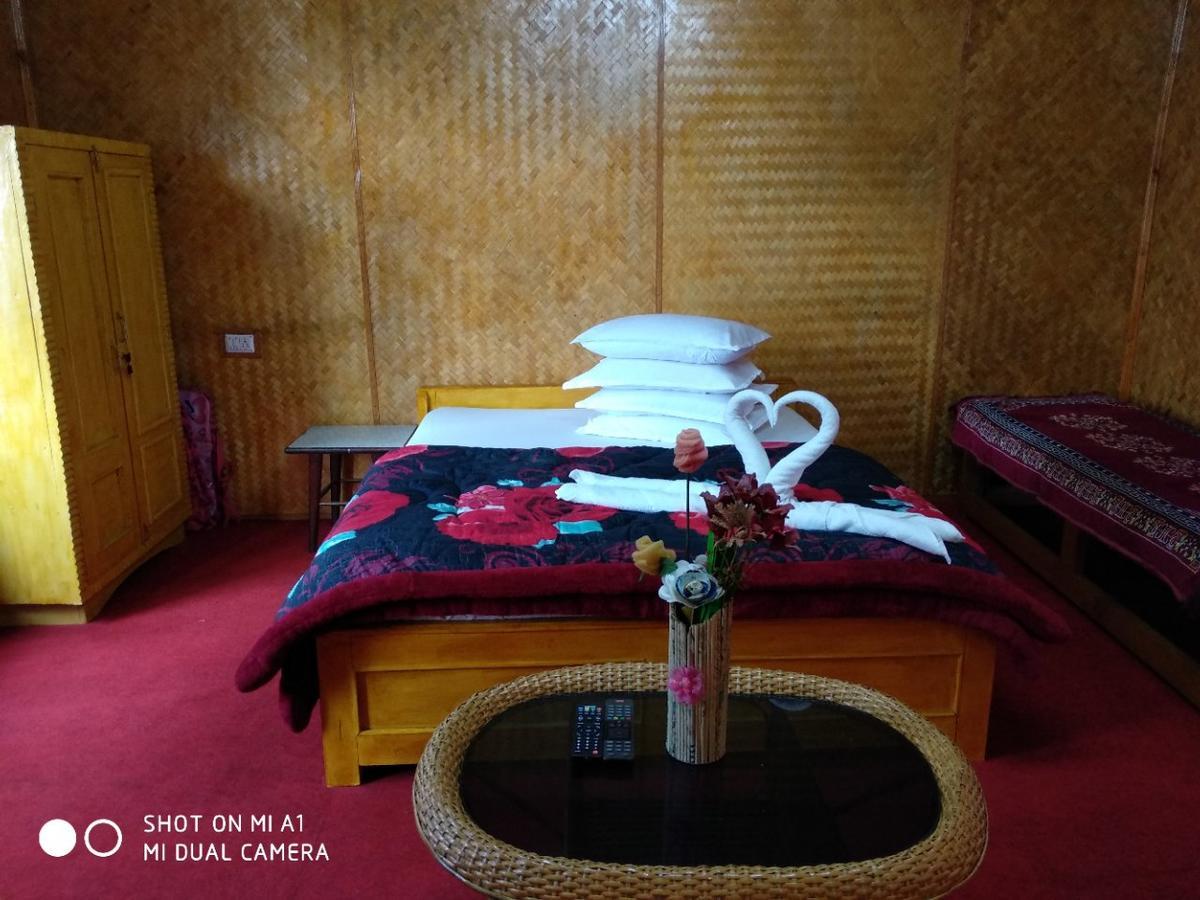 Khi Gha Thang Pelling Exterior photo