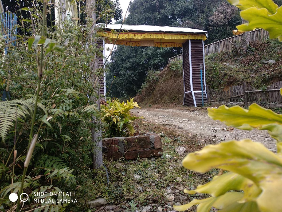 Khi Gha Thang Pelling Exterior photo